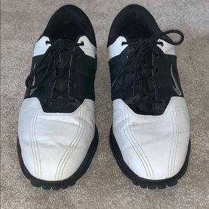 Men’s Nike Golf Shoes. Size 9.5